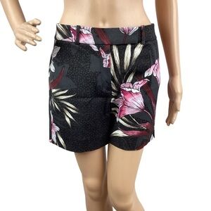 White House Black Market The 5" Short Size 4 Black Floral
